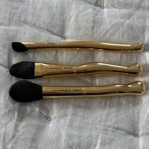 MAC Cosmetics Makeup Brushes